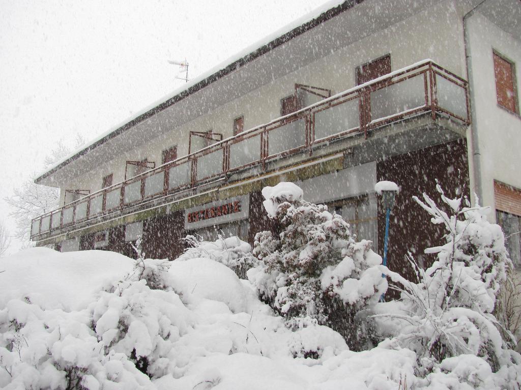 Albergo La Genzianella Miasino 외부 사진