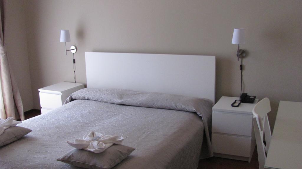Albergo La Genzianella Miasino 외부 사진